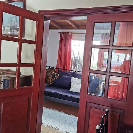 Semesterbostad Casa De Gato Rustic Tahiche