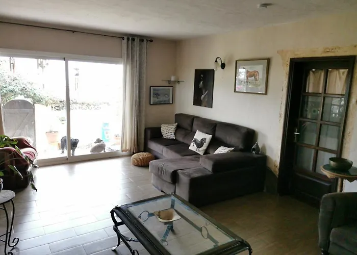 Casa De Gato Rustic Tahiche